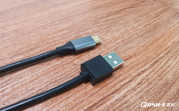 同轴USB Type-C